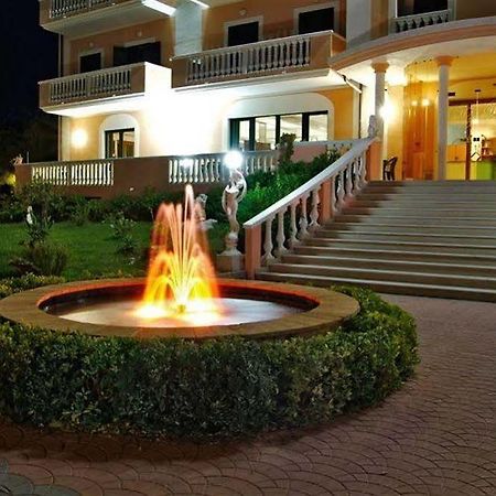 Hotel Residence Adria Rodi Garganico Luaran gambar