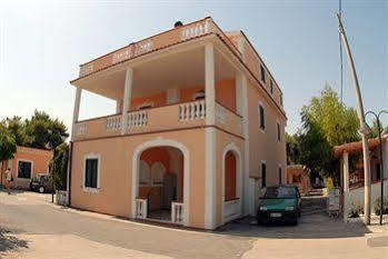 Hotel Residence Adria Rodi Garganico Luaran gambar